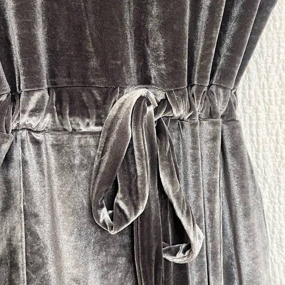 Silver Gray Velvet Maxi Dress – Size L - Picture 6 of 9